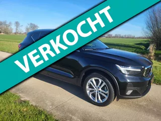 Volvo XC40 1.5 T4 plug in hybride electr trekhaak+achterklep navi 19"LMV